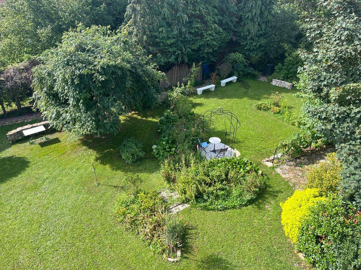 Double Room with Private Bathroom in Pomponne, Seine-et-Marne