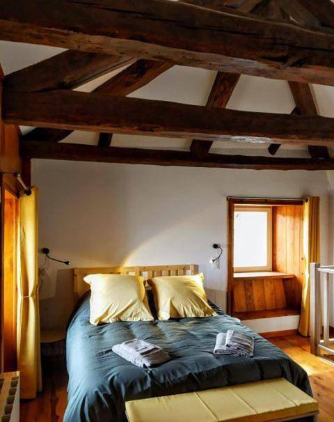 Maison de campagne pour 2 personnes, avec terrasse ainsi que jardin et vue, animaux acceptés à Mazet-Saint-Voy