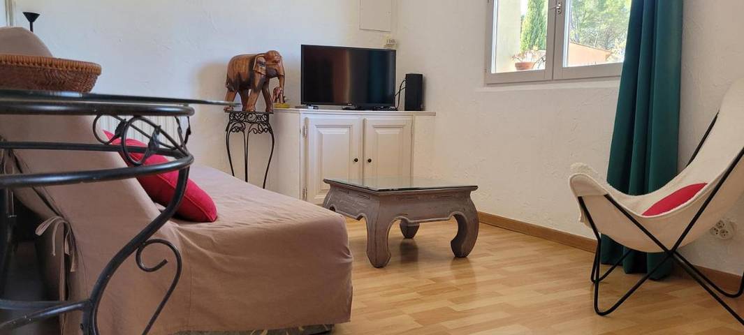 Gîte pour 4 personnes, avec jardin à Trans-en-Provence - 3