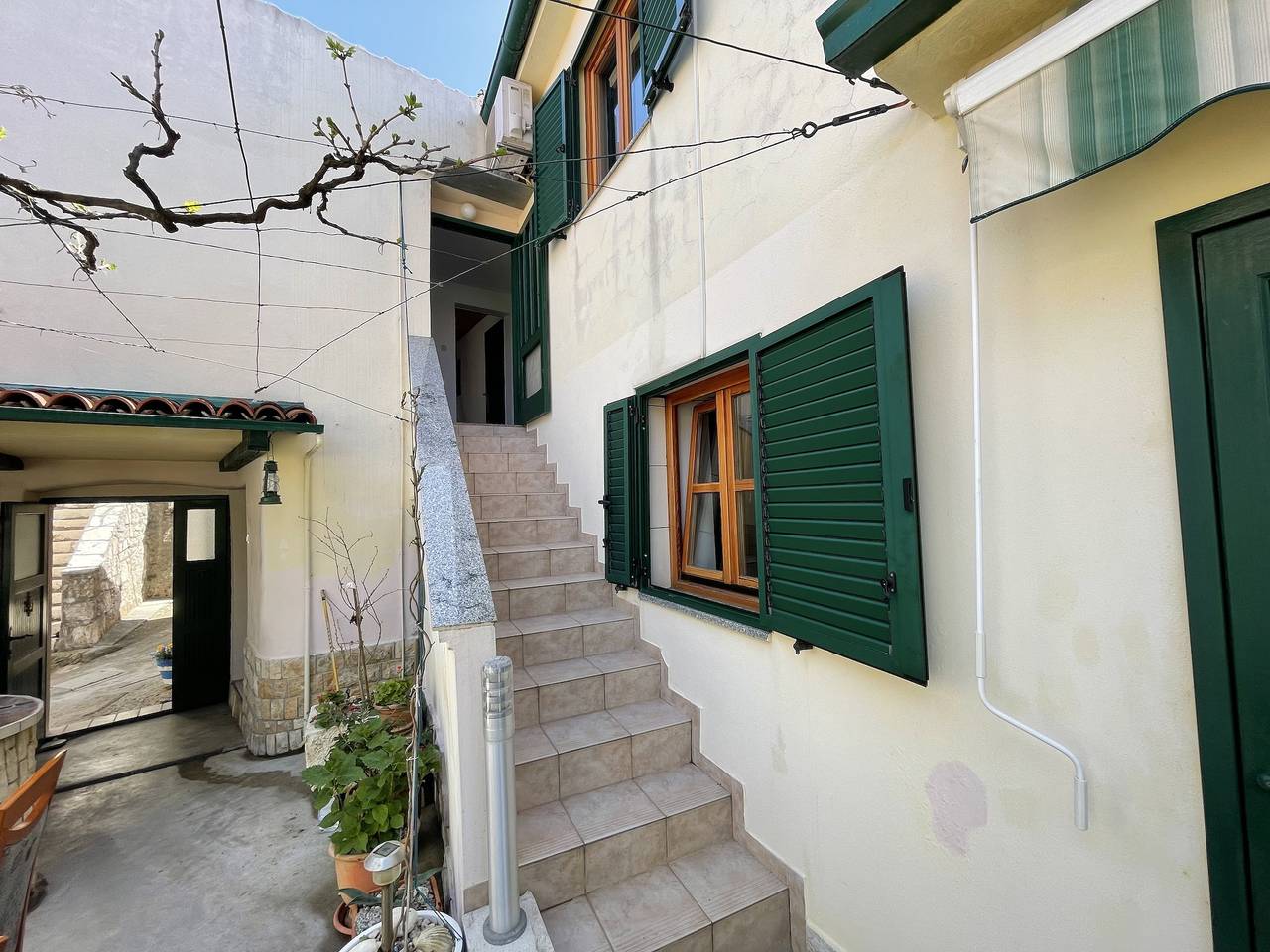 Ganze Wohnung, Two bedroom apartment with air-conditioning Kukljica, Ugljan A-11584-a in Kukljica, Insel Ugljan