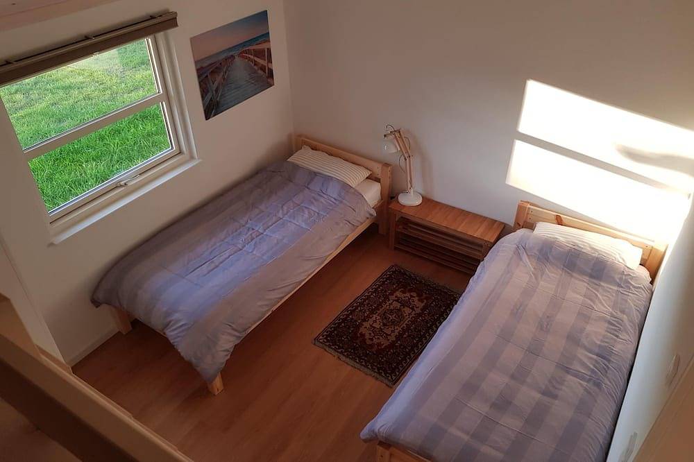 Villa Sun am Bodden auf Rügen. Für 8 Personen, mit Sauna! in Vaschvitz, Trent