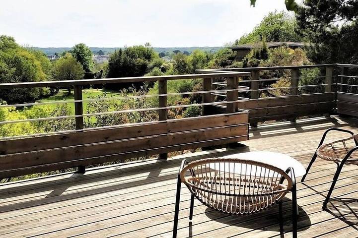 Location de vacances pour 2 personnes, avec jardin ainsi que terrasse et jacuzzi à Pont-Aven