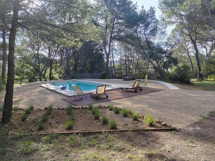 Gîte pour 5 personnes, avec vue ainsi que jardin et piscine à Lambesc - 3