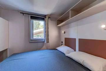 Camping pour 6 Personnes dans Les Mazures, Parc naturel régional des Ardennes, Photo 1