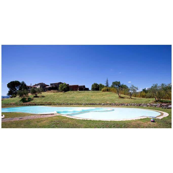 Appartamento per 4 persone, con Terrazza e Giardino nonché Piscina e Panorama a Aulla