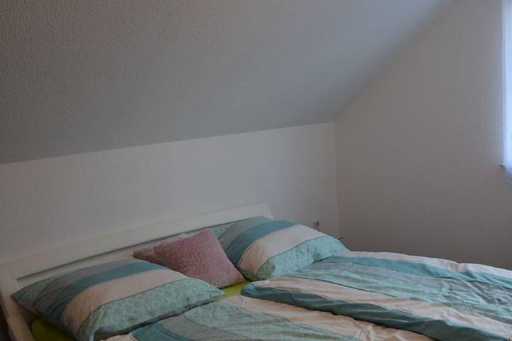 Ferienwohnung für 4 Personen, mit Balkon und Whirlpool sowie Garten und Pool in Freital - 3