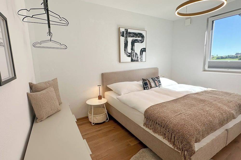 Ganze Wohnung, Premium Apartment Wiesenzeit, 2 Eingänge, 2 Terrassen & viel Raum zum Durchatmen in Seekirchen am Wallersee, Bezirk Salzburg-Umgebung