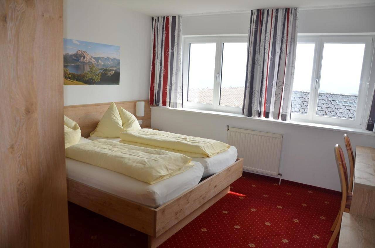 Gasthof-Pension Urzn in Altmünster, Bezirk Gmunden
