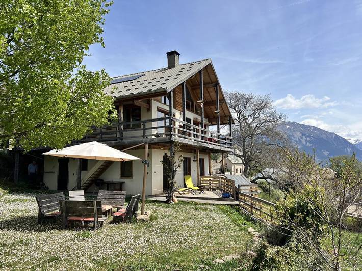 Casa de huéspedes para 8 personas, con balcón y jardín - 1