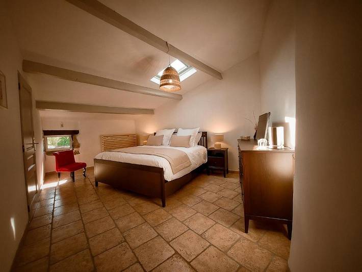 Chambre d’hôte pour 2 personnes, avec Terrasse et Vue à Barjac - 2