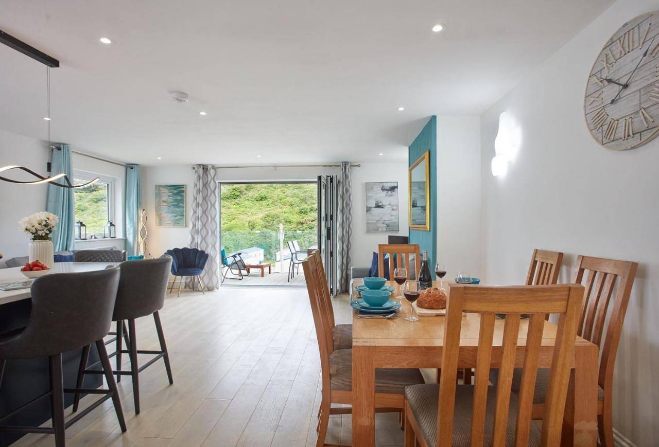 Holiday Home in Polzeath, Pentire Point - Widemouth