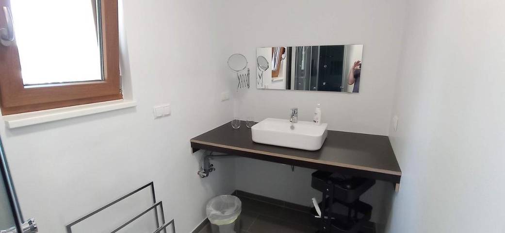 Gîte pour 4 personnes, avec jardin dans Korneubourg - 4