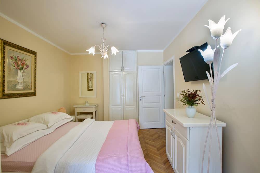 Apartamento entero, Marinero Apartments-Ground floor double room 5 in Budva, Municipio de Budva