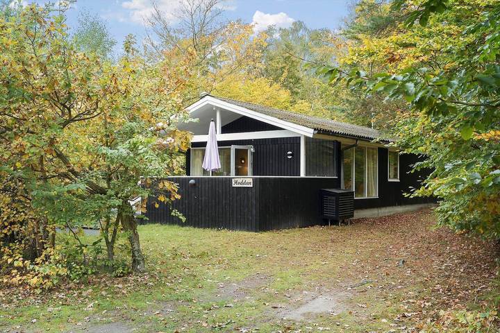 Ferieudlejning for 2 personer, med terrasse i Hasle
