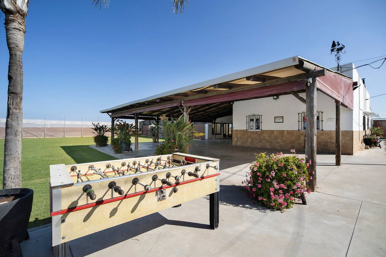 Casa rural 'Villa Pastrana' con terraza privada, Wi-Fi y aire acondicionado in Chipiona, Costa de la Luz