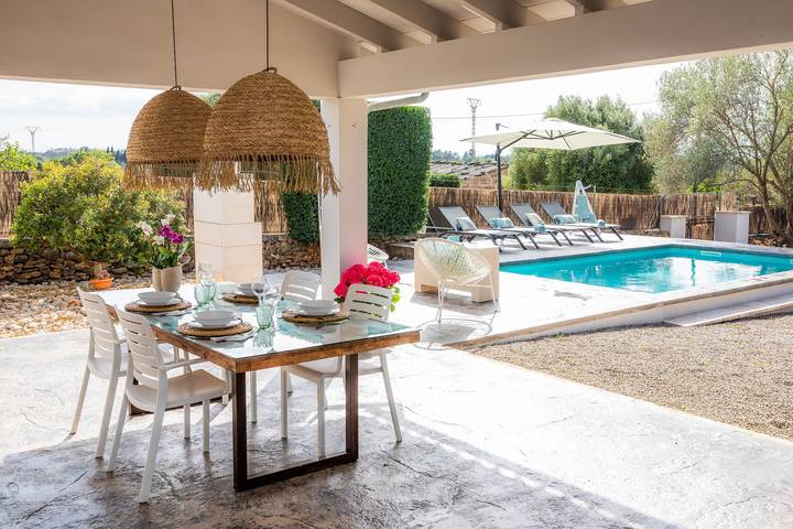 Ferienhaus Santa Eulàlia 54 mit WLAN, Klimaanlage, Pool, Klimaanlage und Terrasse; Parkplatz vorhanden in Santa Margalida, Mallorca Norden