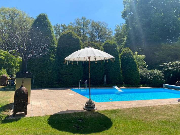 Vakantiehuis voor 4 personen, with Terras and Tuin as well as Zwembad and Sauna in Naarden