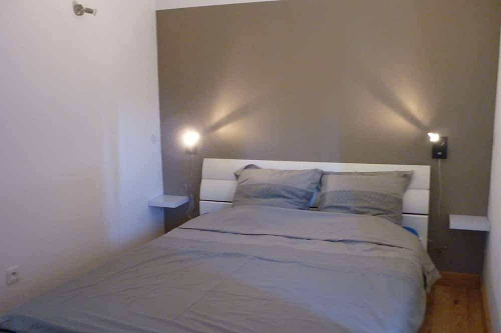 Les Givans, 60m² Ferienhäuser, beheiztes Schwimmbad, Panoramablick in Les Vans, Cevennen
