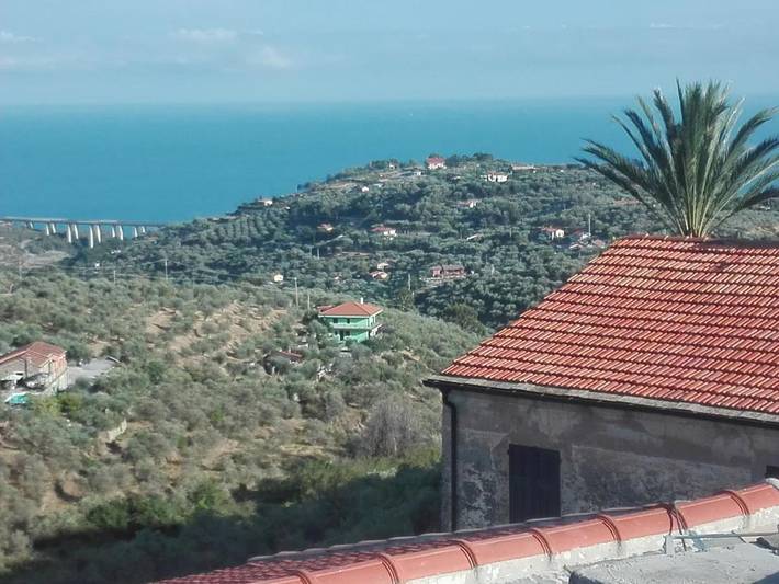 Ferienwohnung für 3 Personen, mit Terrasse und Garten sowie Kinderpool und Pool