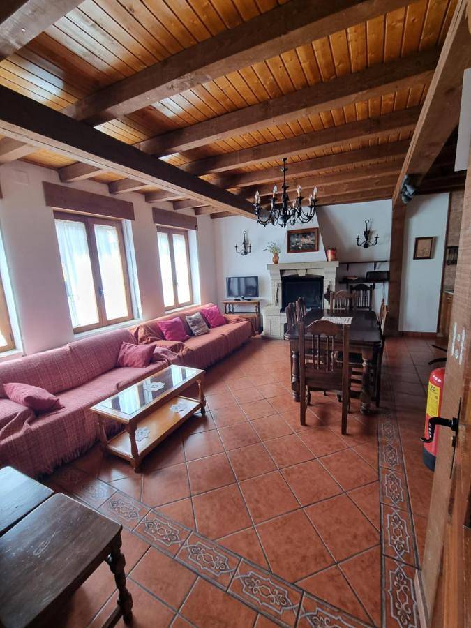 Location de vacances pour 10 personnes, avec balcon ainsi que vue et piscine à El Barraco - 4