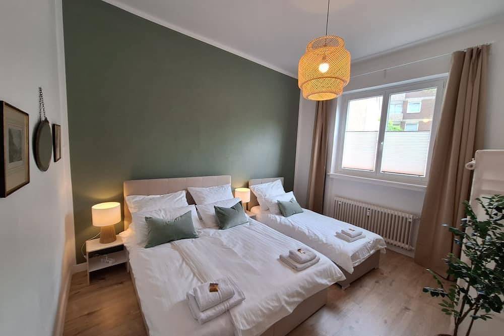 Entire apartment, Am Altstadtmarkt | near Vw Halle | kitchen | Smarttv in Braunschweig (Germany), Brunswick Region