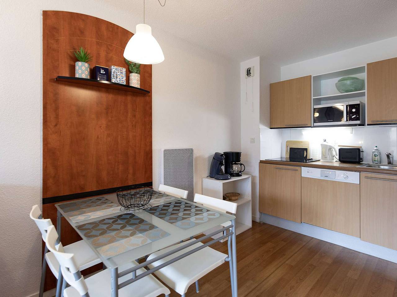 Ganze Wohnung, Gemütliche 1-Zi-Whg für 4 mit Pool, Fitnessraum und überdachtem Parkplatz - La Mongie in La Mongie, Bagnères-de-Bigorre