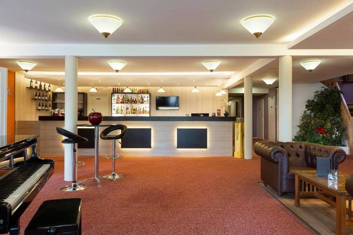 Hôtel pour 3 personnes, avec jardin, animaux acceptés à Pacy-sur-Eure - 4