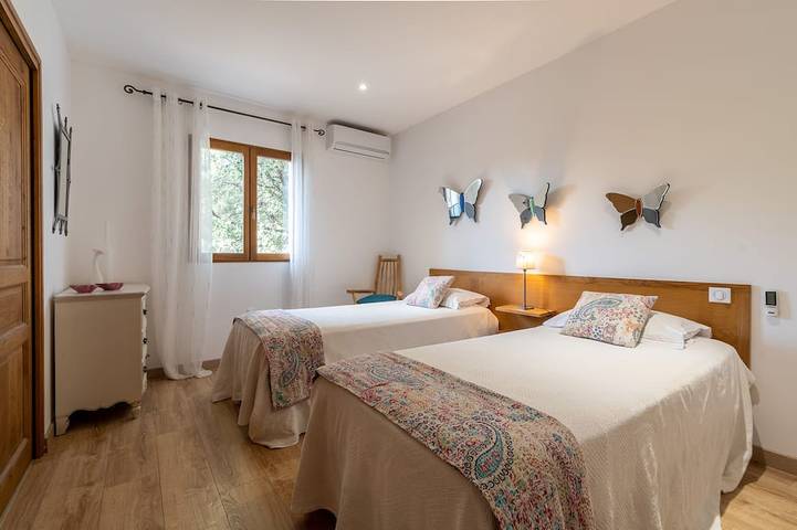 Villa pour 6 personnes, avec jardin ainsi que terrasse et jacuzzi à Monticello - 4