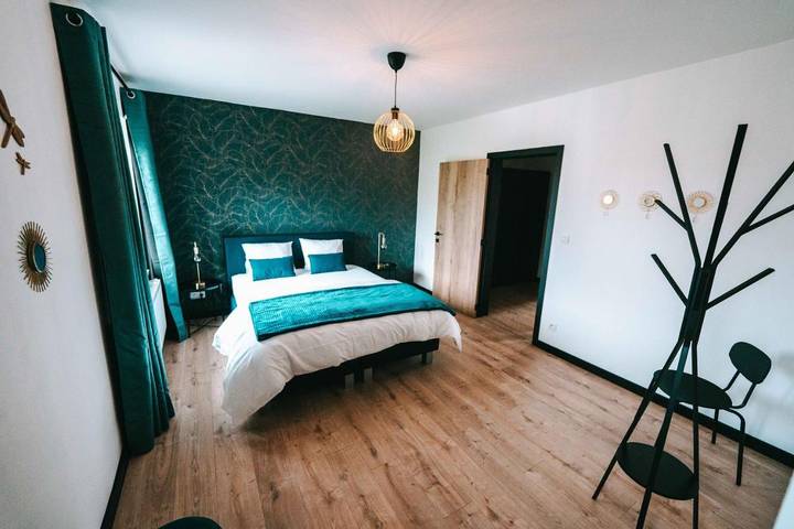 Location de vacances pour 10 personnes, avec jardin et vue dans Senzeille - 4