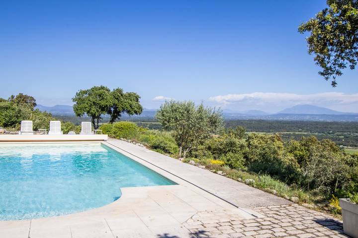 Location de vacances pour 10 personnes, avec jardin, adapté aux familles à Saint-Restitut - 3