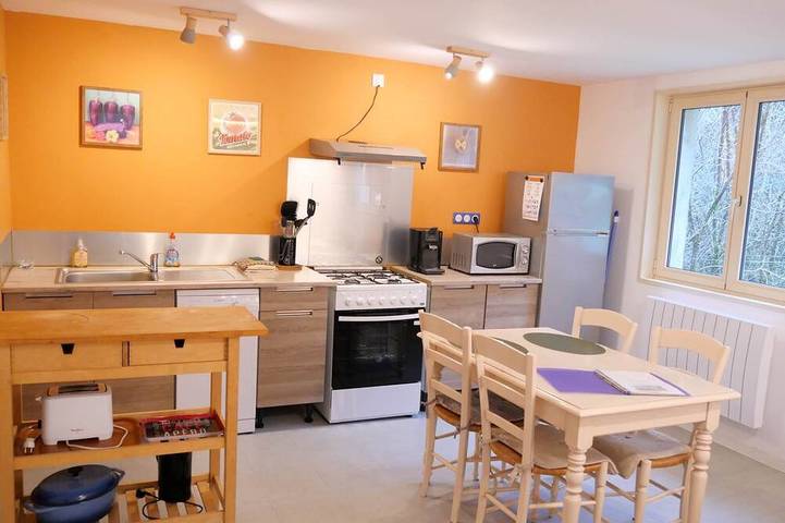 Gîte pour 4 personnes, avec jacuzzi à La Houssière - 4