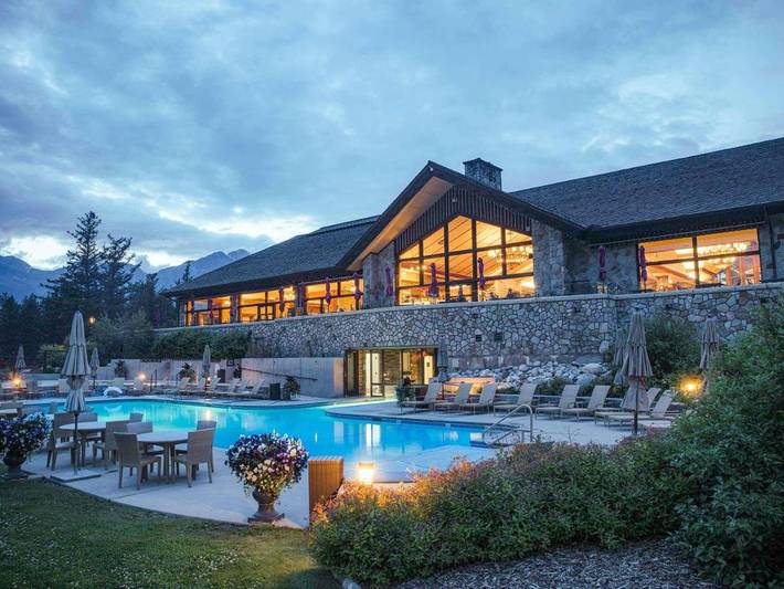 Station pour 2 personnes, avec jacuzzi et jardin ainsi que piscine et sauna, animaux acceptés dans Jasper - 3