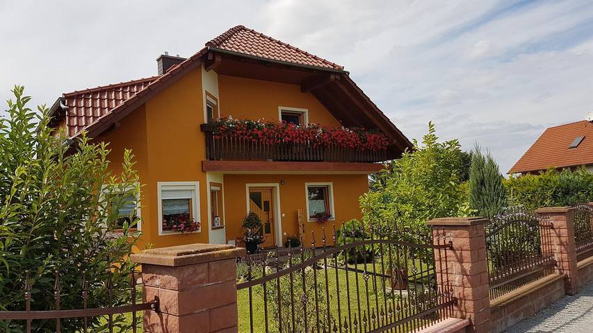 Ferienwohnung für 5 Personen, mit Terrasse und Garten, mit Haustier in Malschwitz