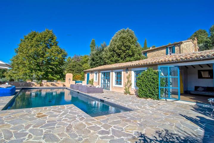 Chalet para 12 personas, con piscina y jardín - 1