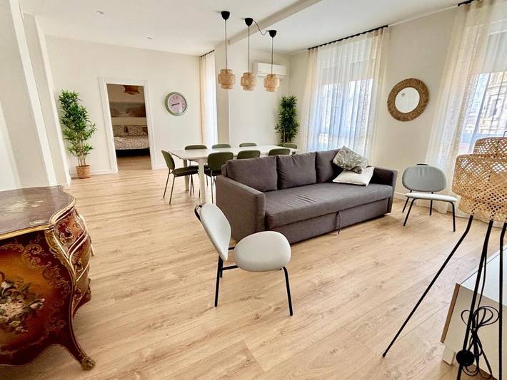 Apartamento de vacaciones para 10 personas, con vistas y balcón - 1