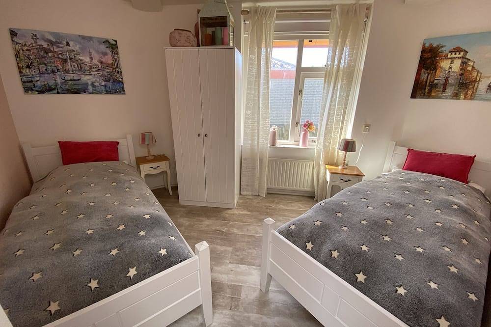 Haus am Meer, Sauna, Kamin, kinderfreundlich, ruhiglage, ⭐️komplett eingezäunt ⭐️ in Julianadorp aan Zee, Julianadorp