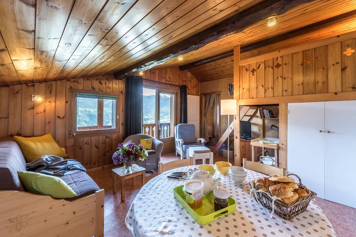 Gîte pour 4 personnes, avec jardin dans Aime-la-Plagne - 2