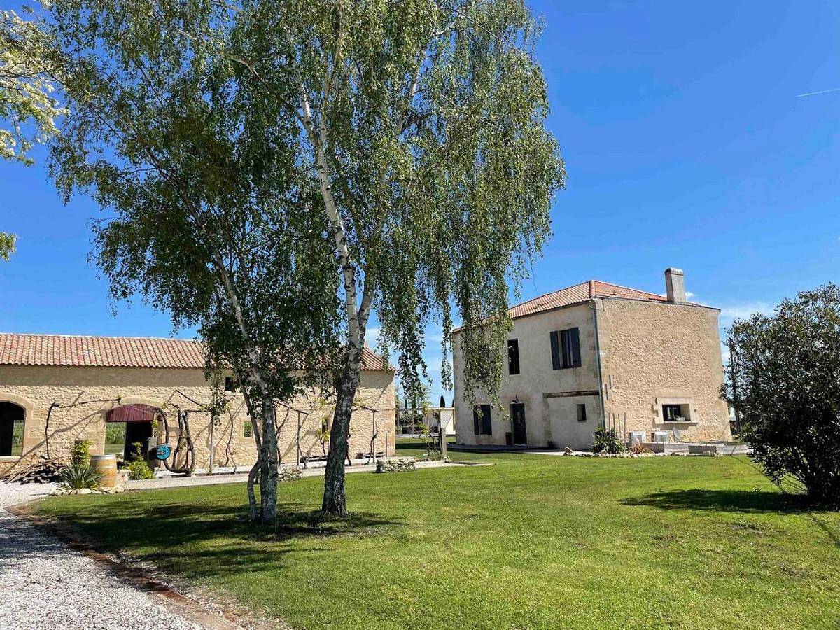 Chambres au cœur des vignes in Saint-Christoly-Médoc, Parc naturel régional du Médoc