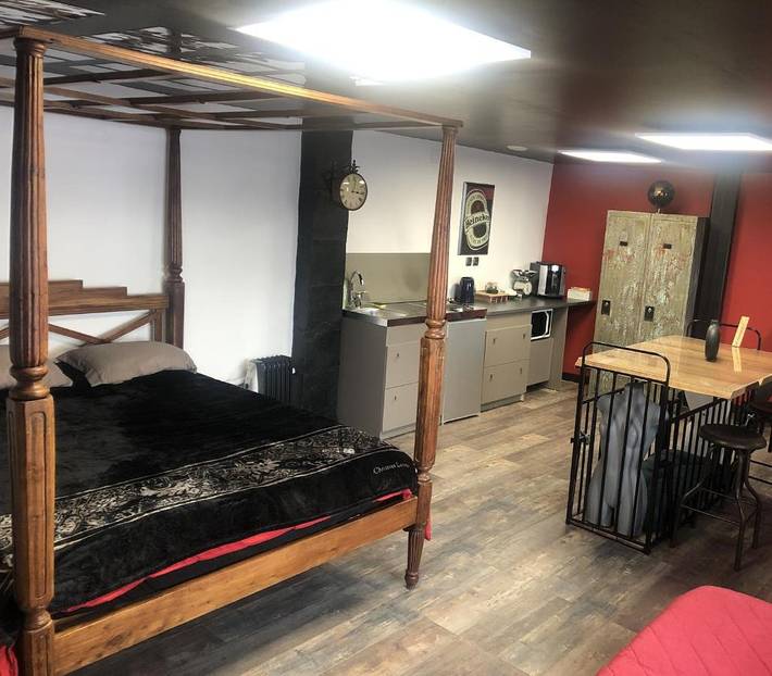 Gîte pour 4 personnes, avec piscine et jacuzzi dans Graincourt-lès-Havrincourt