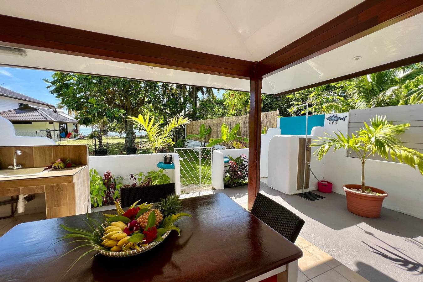Entire studio, Fare Tokatea in Varari, Haapiti in Windward Islands