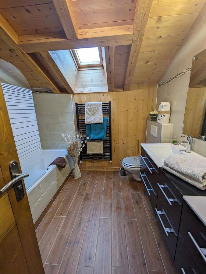 Location de vacances pour 3 personnes, avec terrasse et jardin à Sallanches - 3