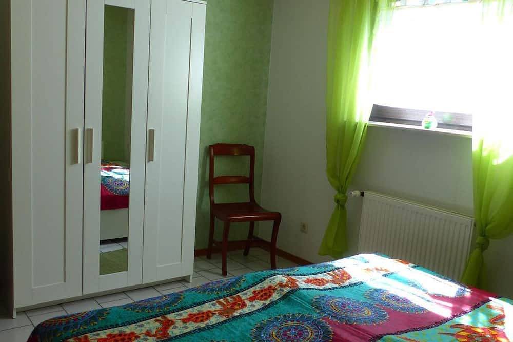 Ganze Wohnung, Anja´s Ferienwohnung - Sonnige Souterrainwohnung in Alken, Osteifel