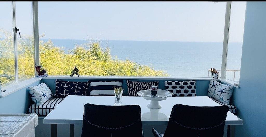 Beach house with unforgettable view in Los Angeles, Los Angeles County