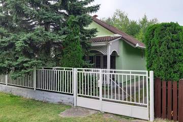 Ferienhaus für 4 Personen, mit Garten am Balaton