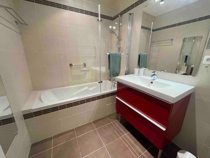 Gîte pour 4 personnes, avec vue et balcon dans Theatre Femina - 3