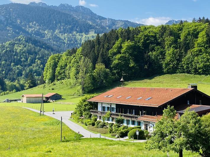 Ferienwohnung für 5 Personen, mit Balkon und Garten sowie Sauna in Aschau im Chiemgau