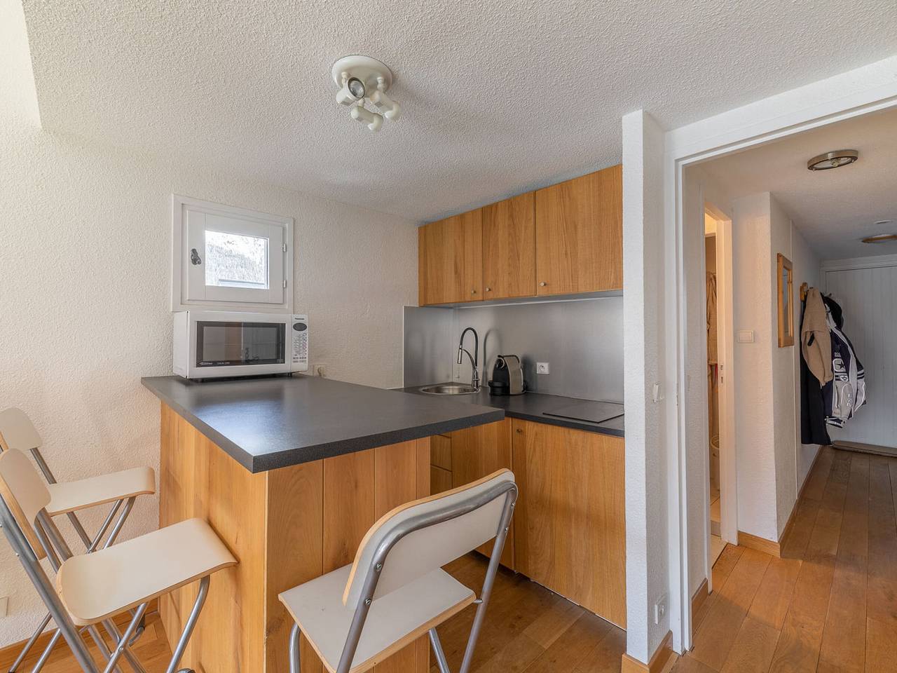Entire apartment, Cozy duplex in Méribel, near slopes & shops, garage in Méribel, Les Allues