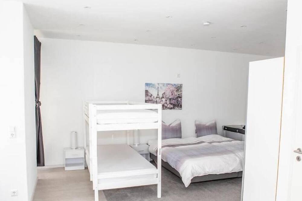 Ganze Wohnung, Ferienwohnung Big bei Tripsdrill nur 5 Min entfernt vom Freizeitpark in Pfaffenhofen, Kraichgau