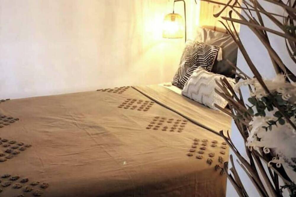 Apartamento entero, Cosy accommodation with sea view, private beach and pool access in Schoelcher, Martinica