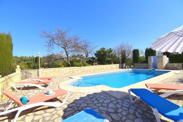 Casa rural para 6 personas, con terraza además de jardín y piscina en Parc Natural del Montgó - 2